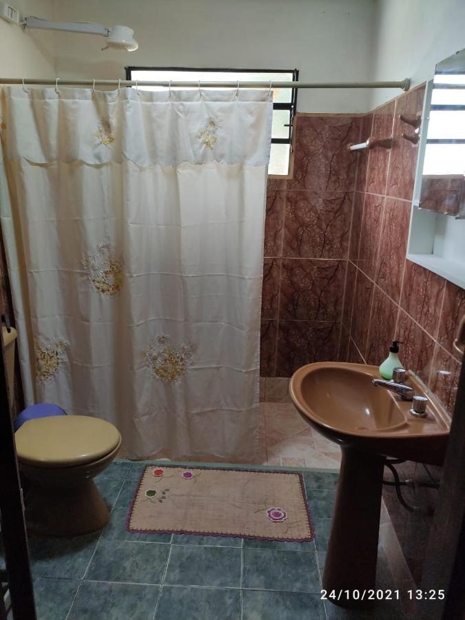 Iguazu Alojamiento "La Casa" Puerto Iguazú Kültér fotó
